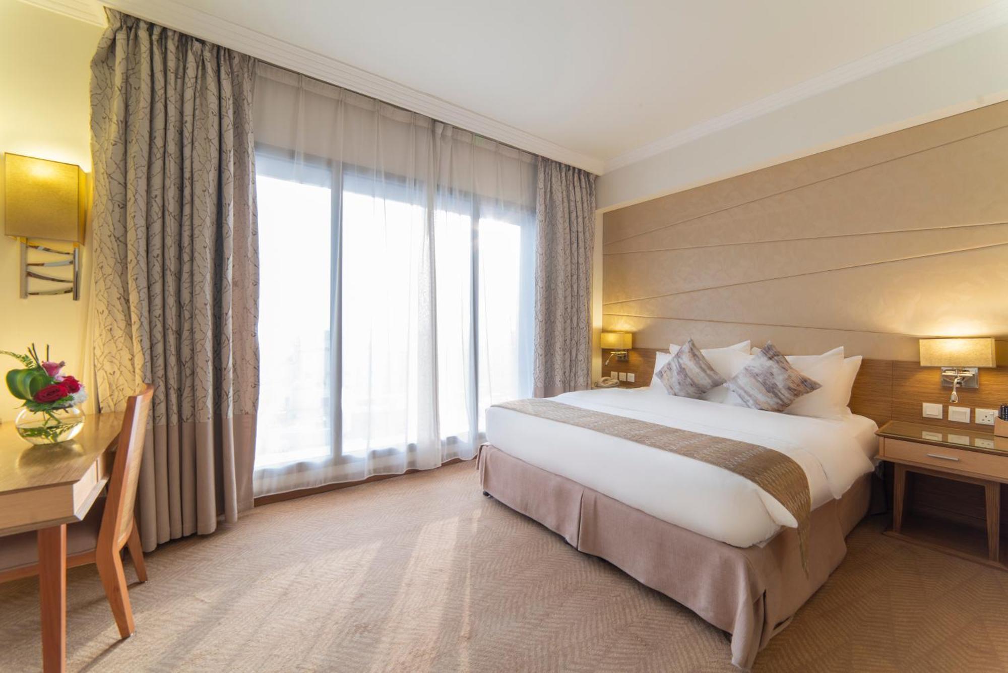 Golden Tulip Dammam Corniche Hotel Zimmer foto