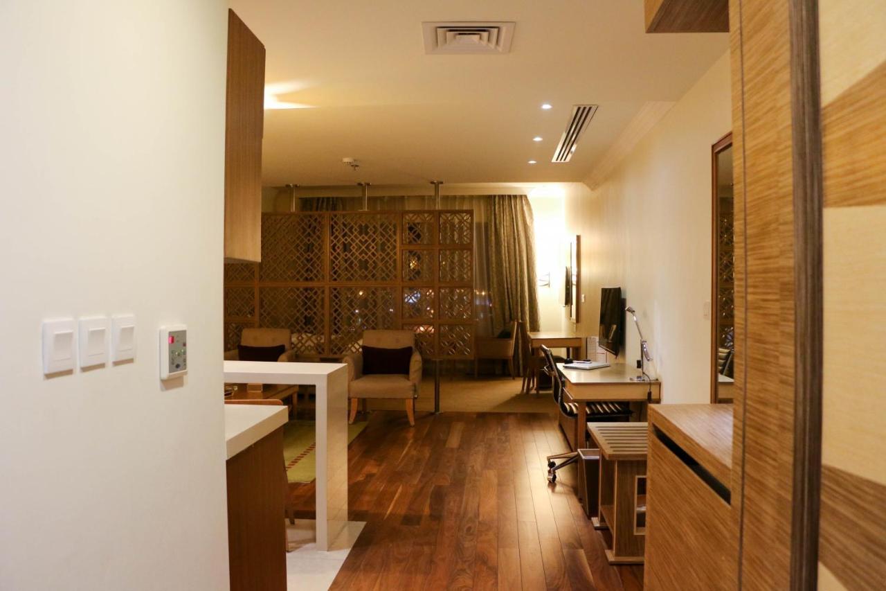 Golden Tulip Dammam Corniche Hotel Exterior foto