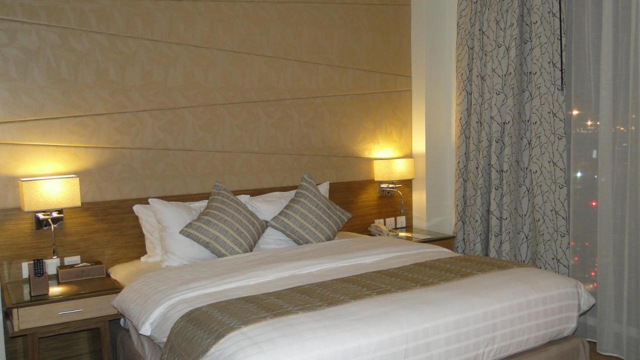 Golden Tulip Dammam Corniche Hotel Exterior foto